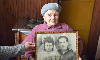 Obraz przedstawiający Jubileusz 90-lecia urodzin Pani Anny Musiał