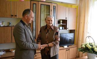 Obraz przedstawiający Jubileusz 90-lecia urodzin Pani Ireny Brzeźniak